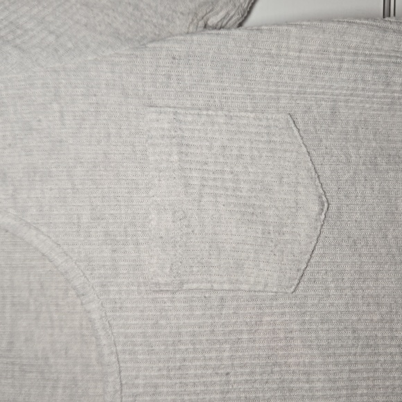 Lucky Brand Pocket Tshirt - Picture 4 of 5